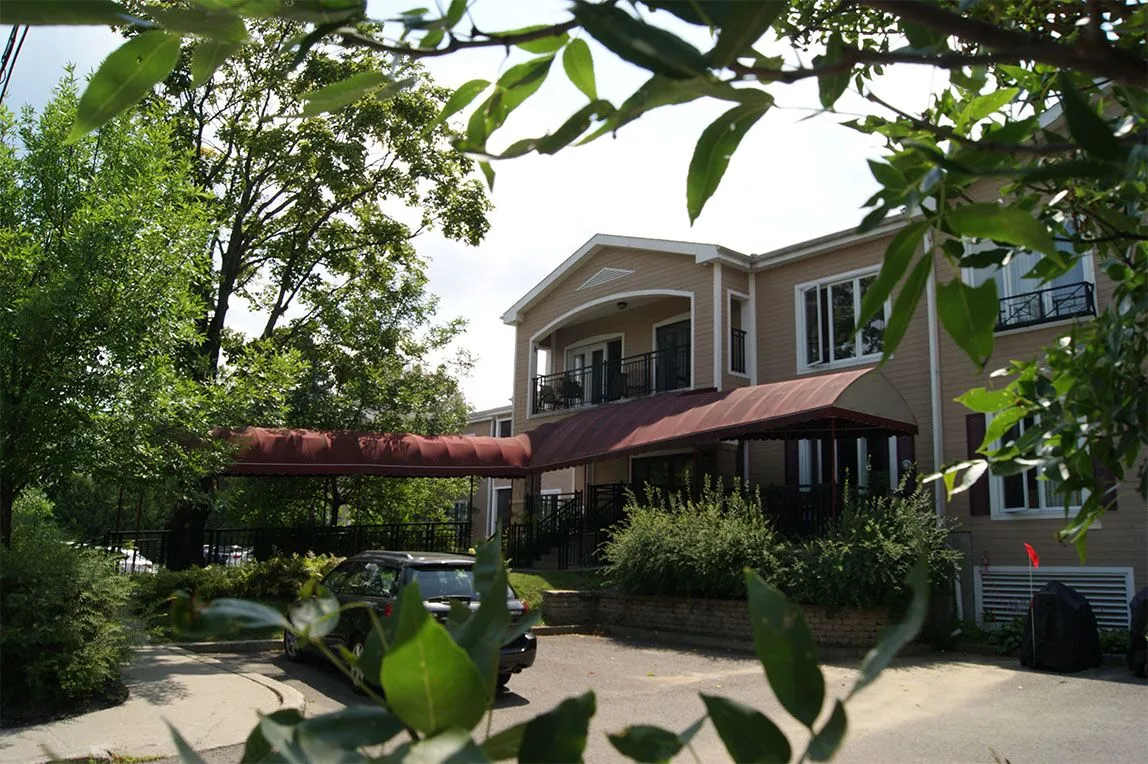 CHSLD L.-B.- Desjardins, nursing home in Saint-Sauveur, Laurentians